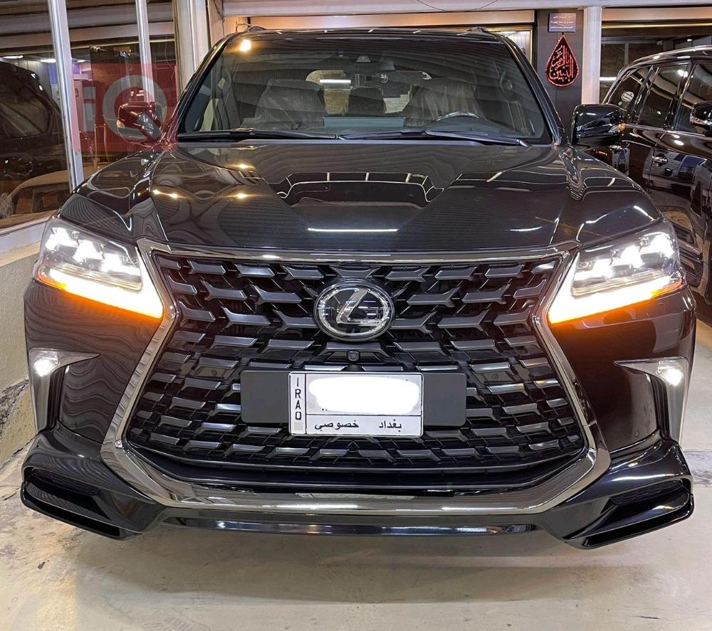 Lexus LX